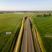 reklama przy autostradzie