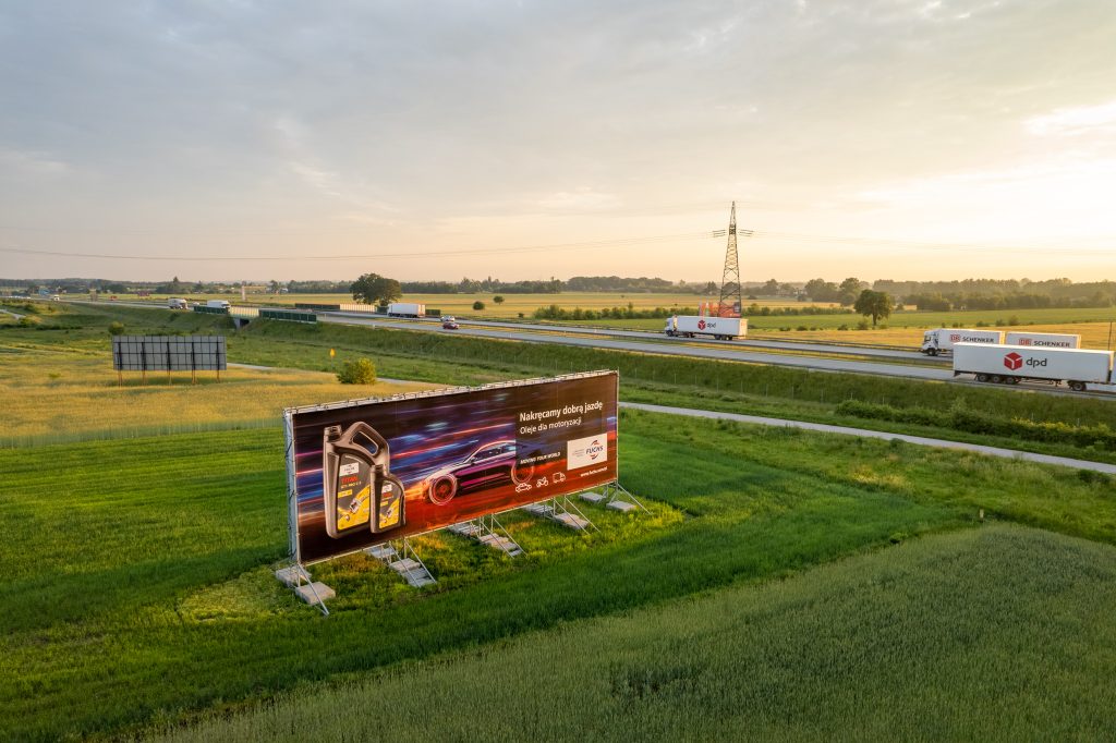 041a49139a54b09356d05cd5a3760307