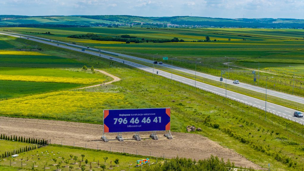 18x6m S7 Mnichow kierunek Kielce