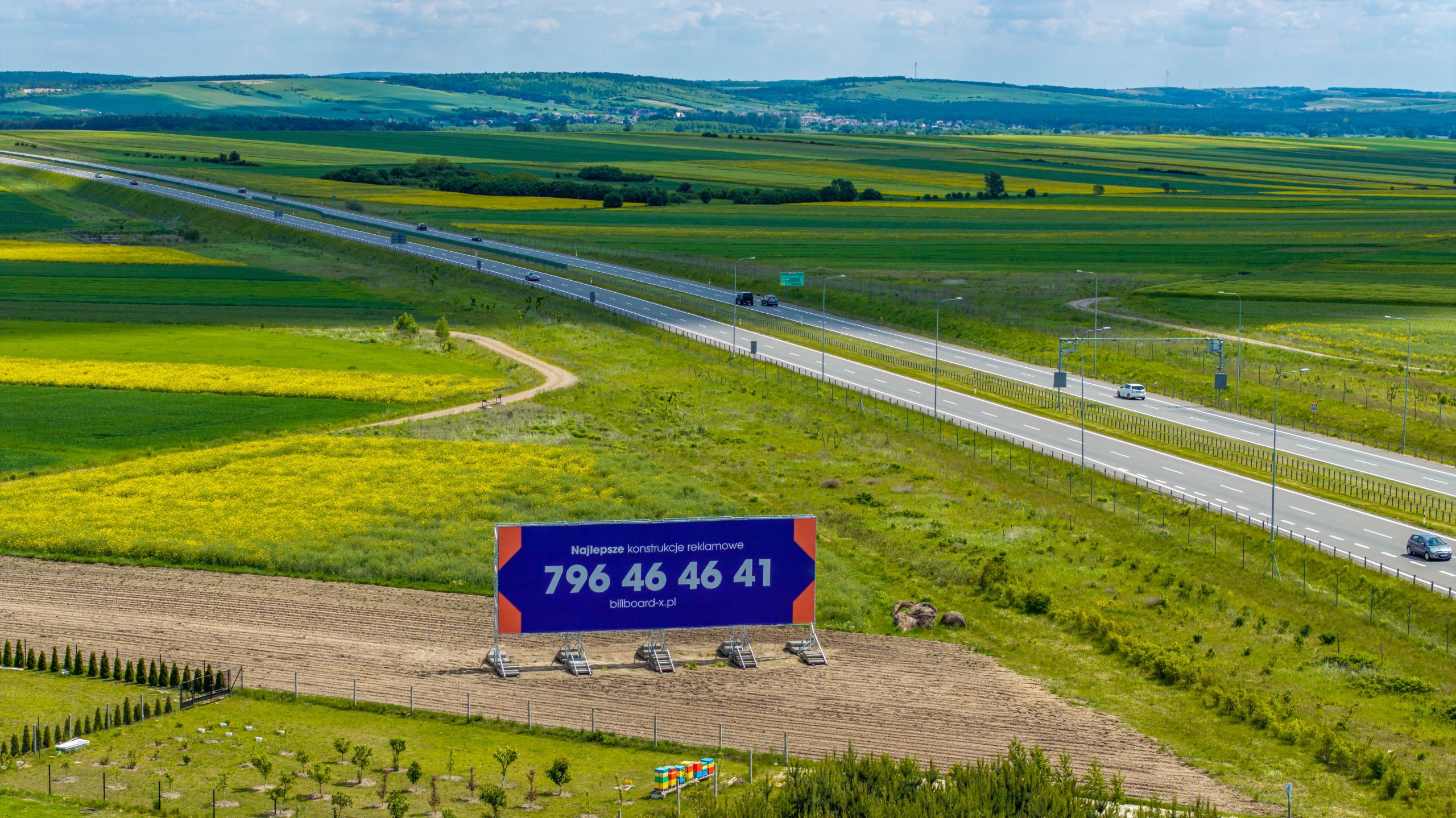 Billboard 18m x 6m, droga ekspresowa S7, Mnichów (kierunek Kielce/Kraków) 1 18x6m S7 Mnichow kierunek Kielce scaled