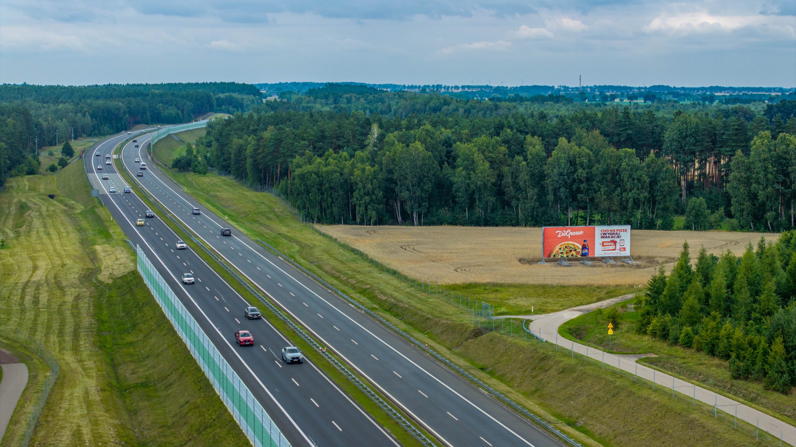 Efekt czystej ekspozycji – jak sprawić, by klienci polubili Twoją markę, zanim jeszcze ją poznają? | Billboard-X