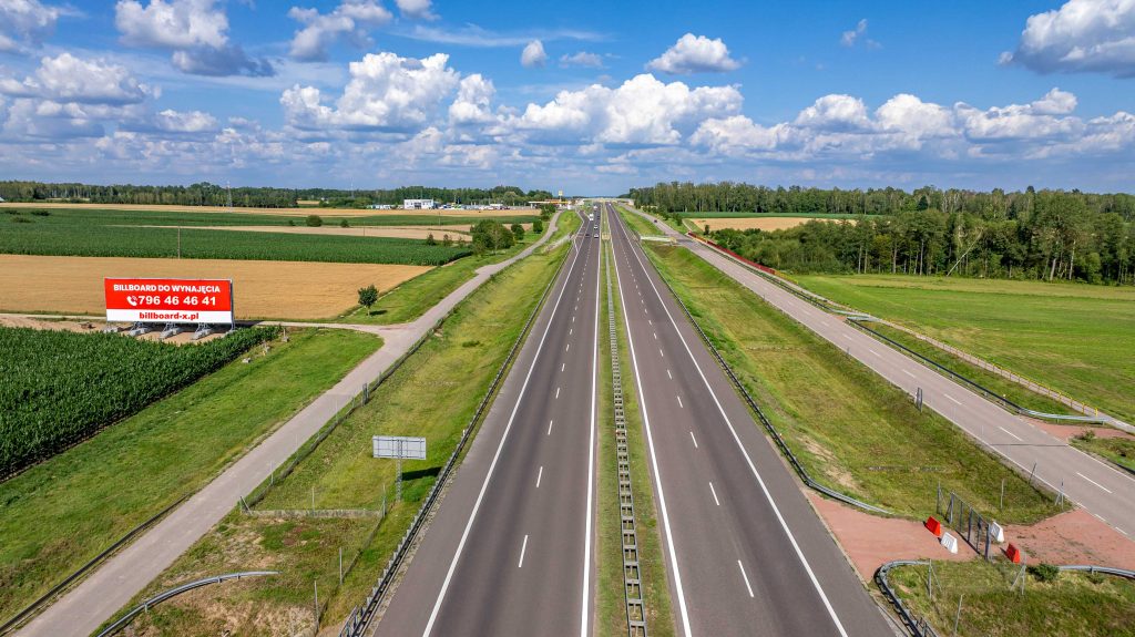 Billboard 18m x 6m, Droga ekspresowa S8, Pajewo (kierunek Warszawa/Białystok) 27 18x6m S8 Pajewo k Bialystok