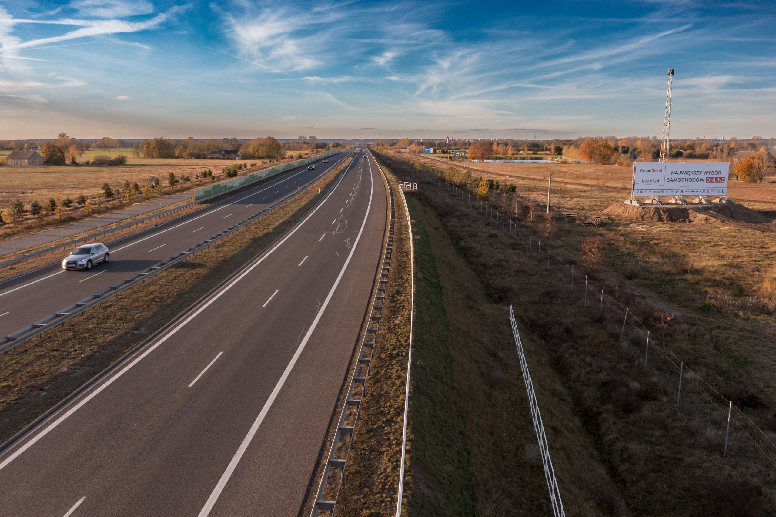 Billboard 18m x 6m, Droga ekspresowa S3, Deszczno k. Gorzowa Wielkopolskiego (kierunek Szczecin/Zielona Góra) 1 20241102 DJI 0438 fot.Lukasz.Kulczynski scaled