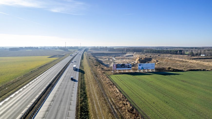 7af48dfb-a22c-4e81-a289-e098d1f27508