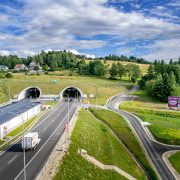 96ff0c31-5d13-4ca6-a9ca-6782a68df1c0