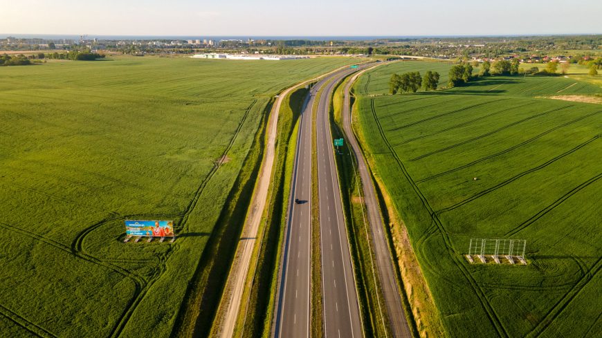 df4c3dfd-3e8f-4e23-8721-e9e92094f99d